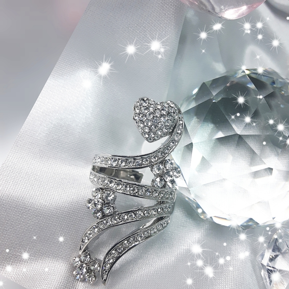 🆕️ Clear Rhinestones💖Fashion Silver Tone Ring - Picture 3 of 6